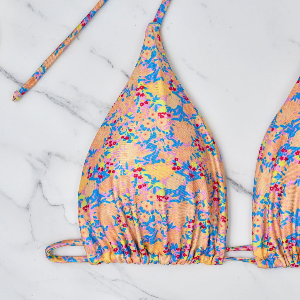 Lace-up bikini swimsuit with backless design and European split styling