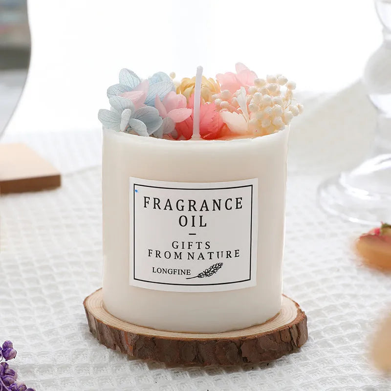 Dried flowers decorative scented candle with approximately 330g content showing fragrance options including lavender and vanilla