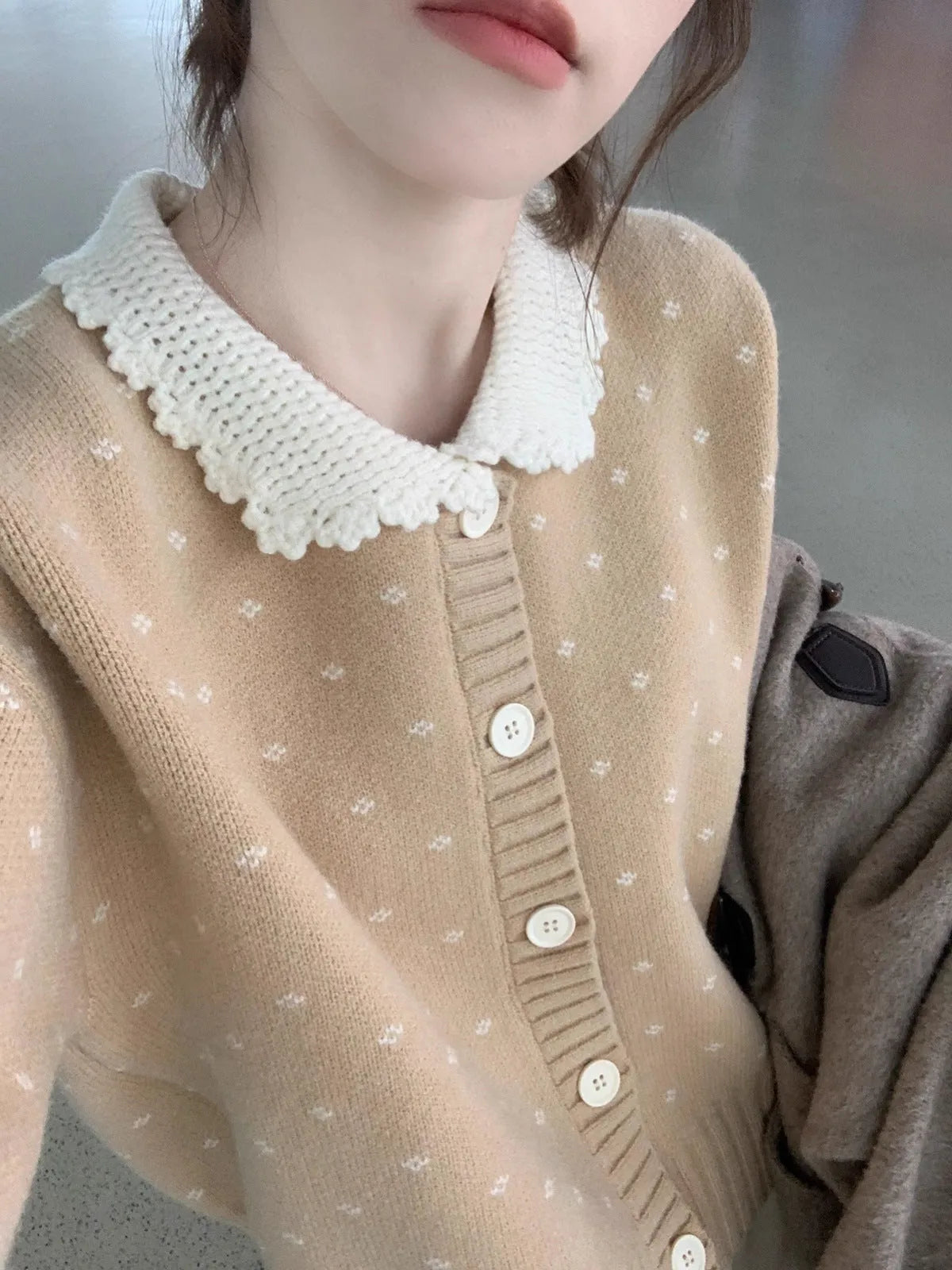 Retro Peter Pan collar floral pattern knitted cardigan coat in navy blue, apricot, grey.