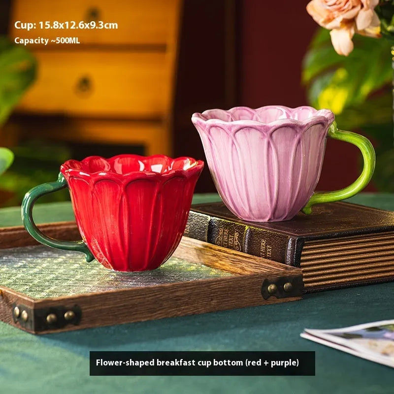 Ceramic breakfast cup with floral pattern and 500ml capacity.