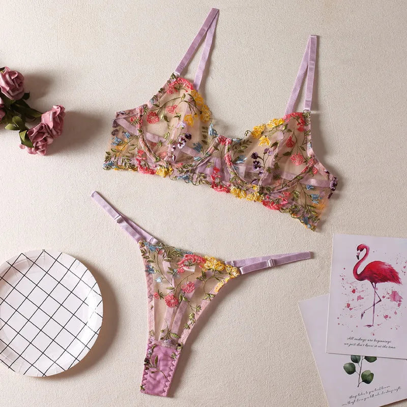 Floral mesh bra with steel ring T-back underwear set in traditional style