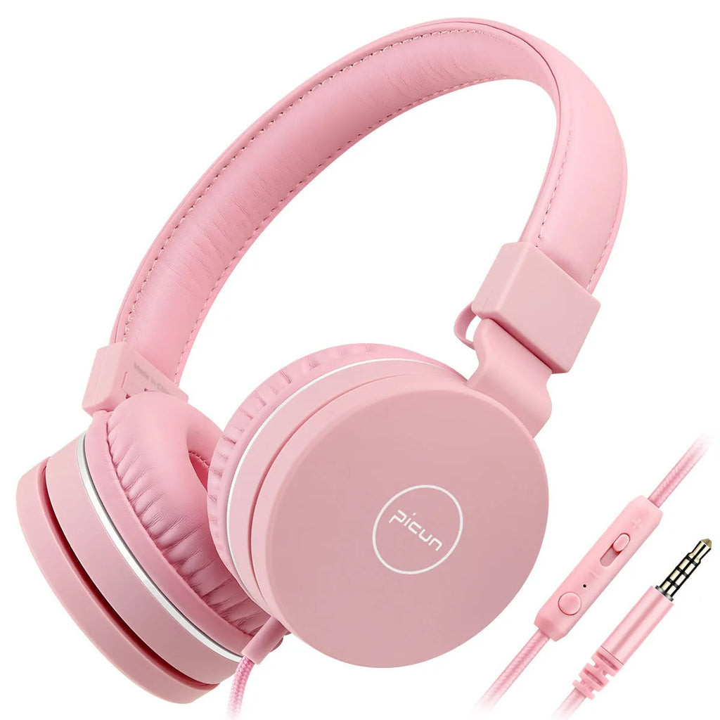 Bengoo C30 wired over-ear headphones in mint green with braided cable and 3.5mm plug.