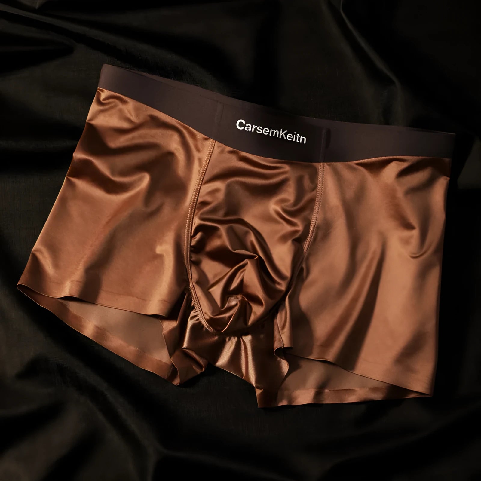 Men's colourblock ice silk seamless underwear in multiple colour options showing quick-drying breathable design