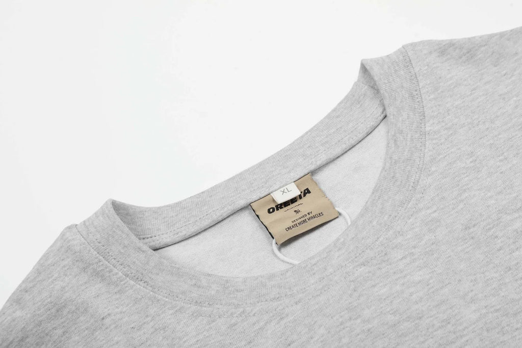 Mens loose-fitting cotton pullover with long sleeves in American retro style