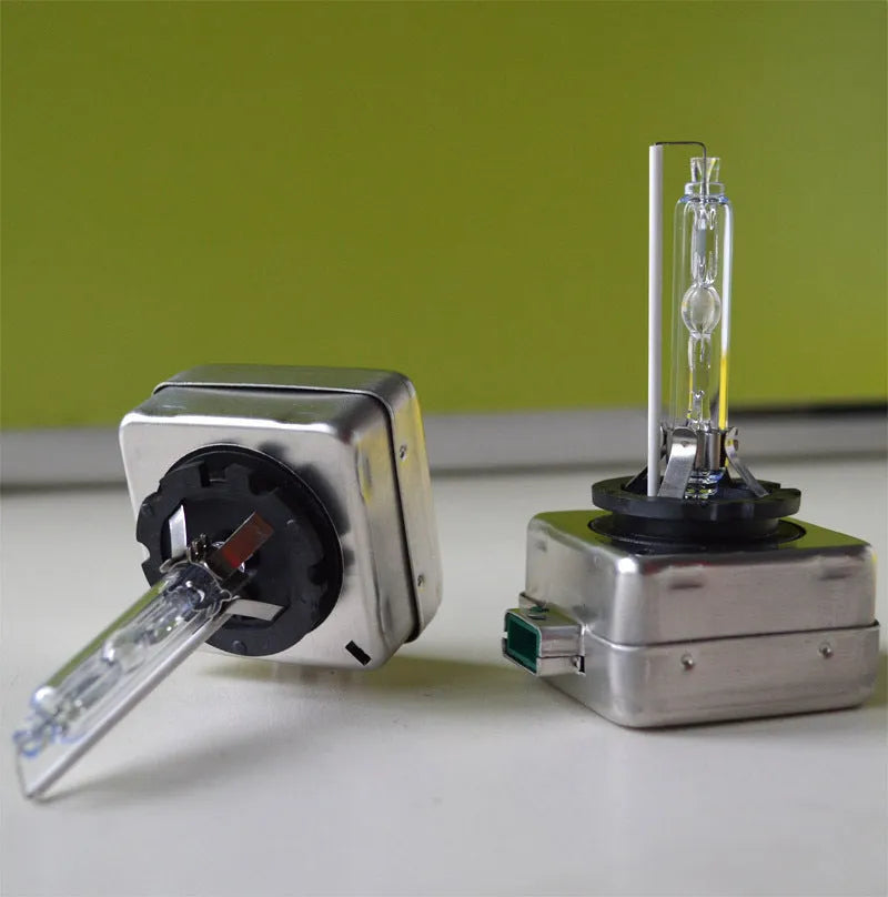 Xenon automotive headlight lens lamp with aluminium alloy shell and quartz tube