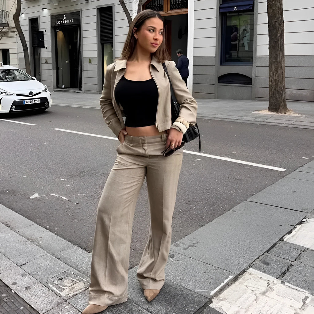 Women's long sleeve jacket and straight-leg trousers suit with a grey 3D herringbone pattern