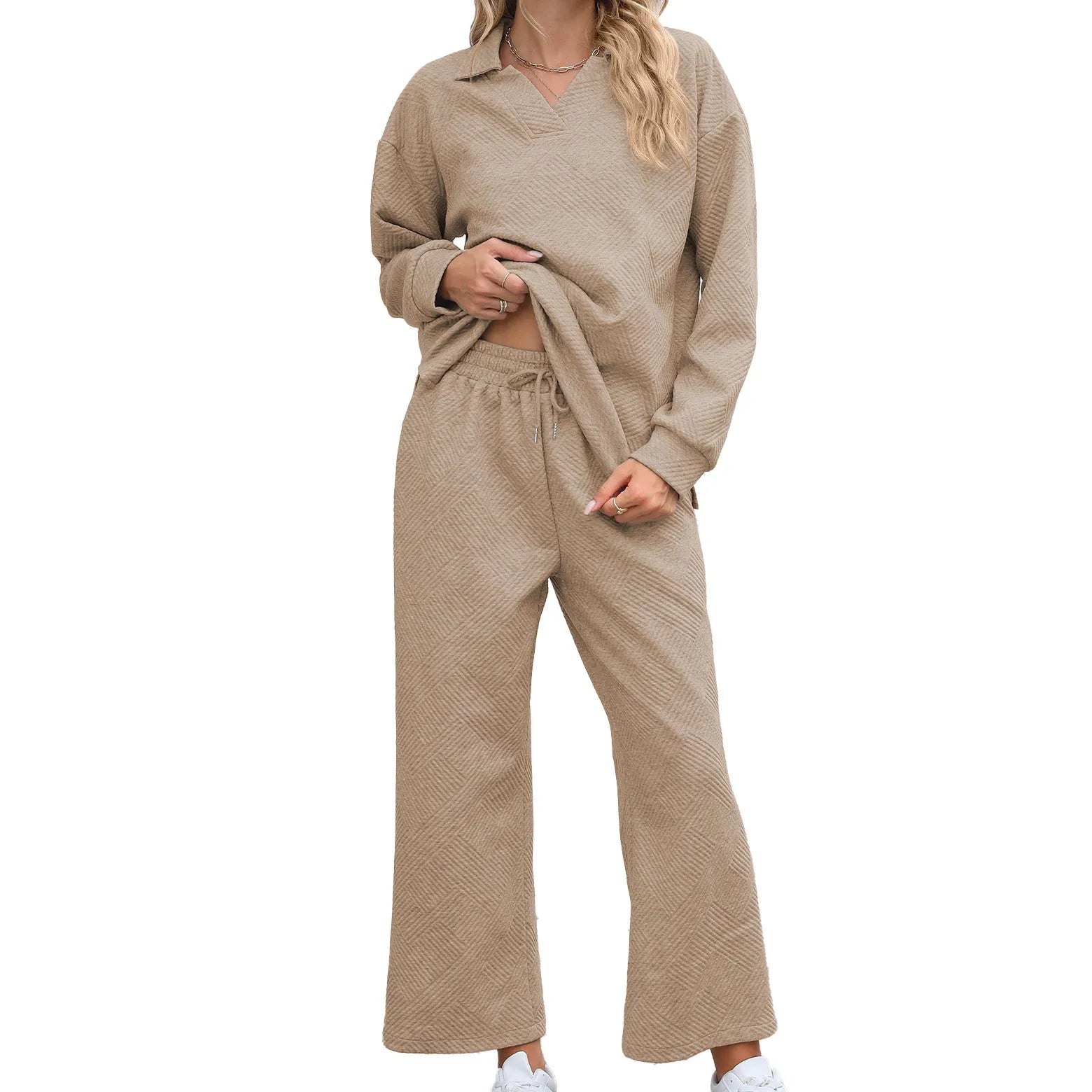 Women's knitted jacquard two-piece suit with geometric pattern detail in solid colour with long sleeves and elastic waist trousers