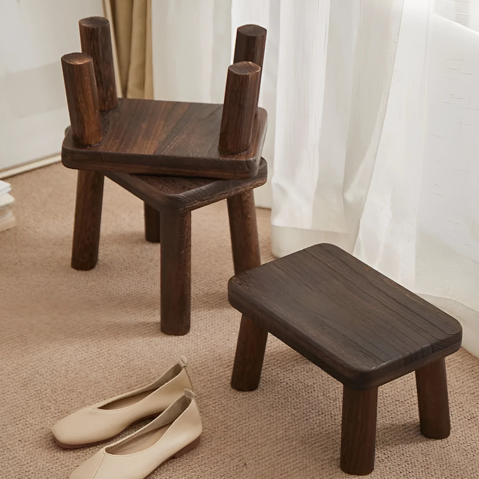 Distressed solid wood shoe changing stool with bracket structure