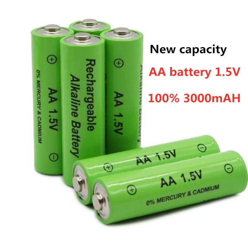 Green AA alkaline rechargeable battery with 3000mAh 1.5V label