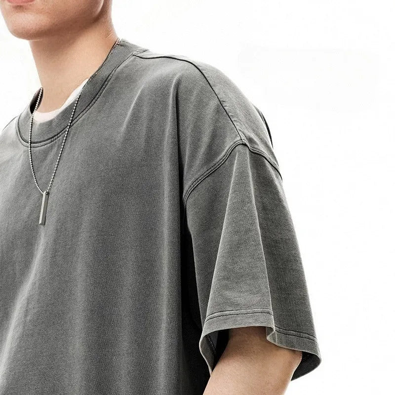 Men's washed-out vintage cotton T-shirt in loose fit with drop-shoulder sleeves