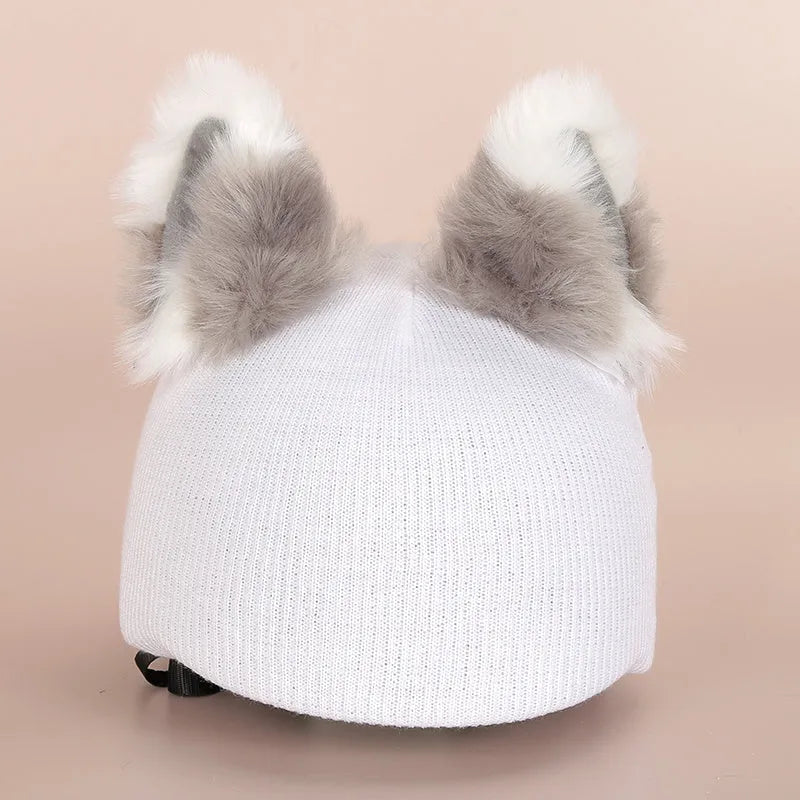 Cartoon-themed plush fabric helmet cover and ear decorations set for motorcycles and bicycles.