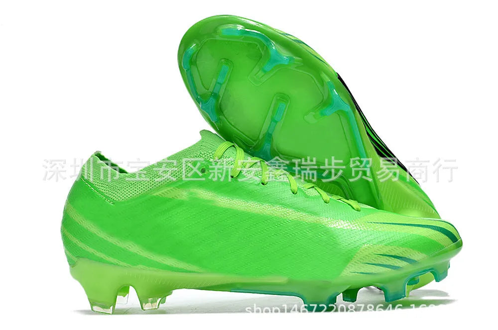 Men's low-top football shoes with knitted upper, rubber FG studs, and front lace-up closure.