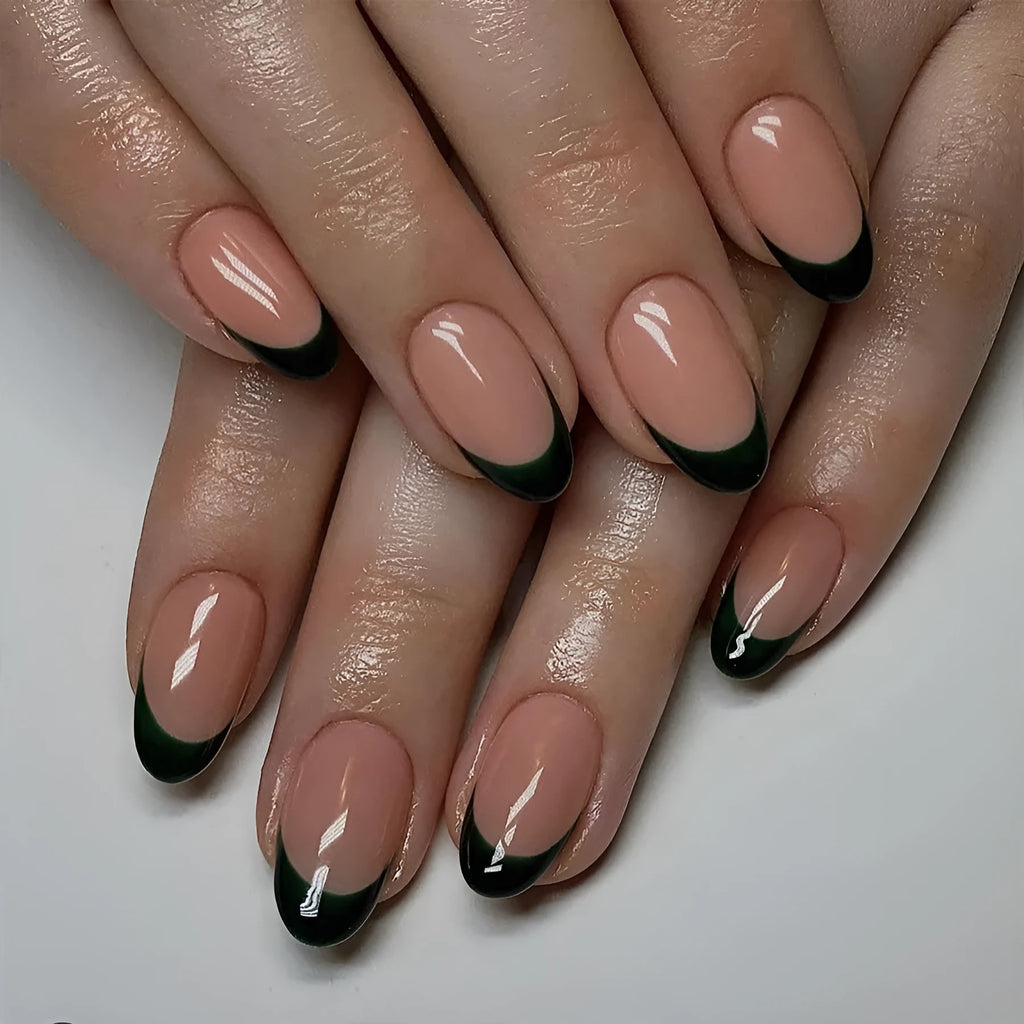 Pack of 24 black French style artificial nails with a short almond shape.