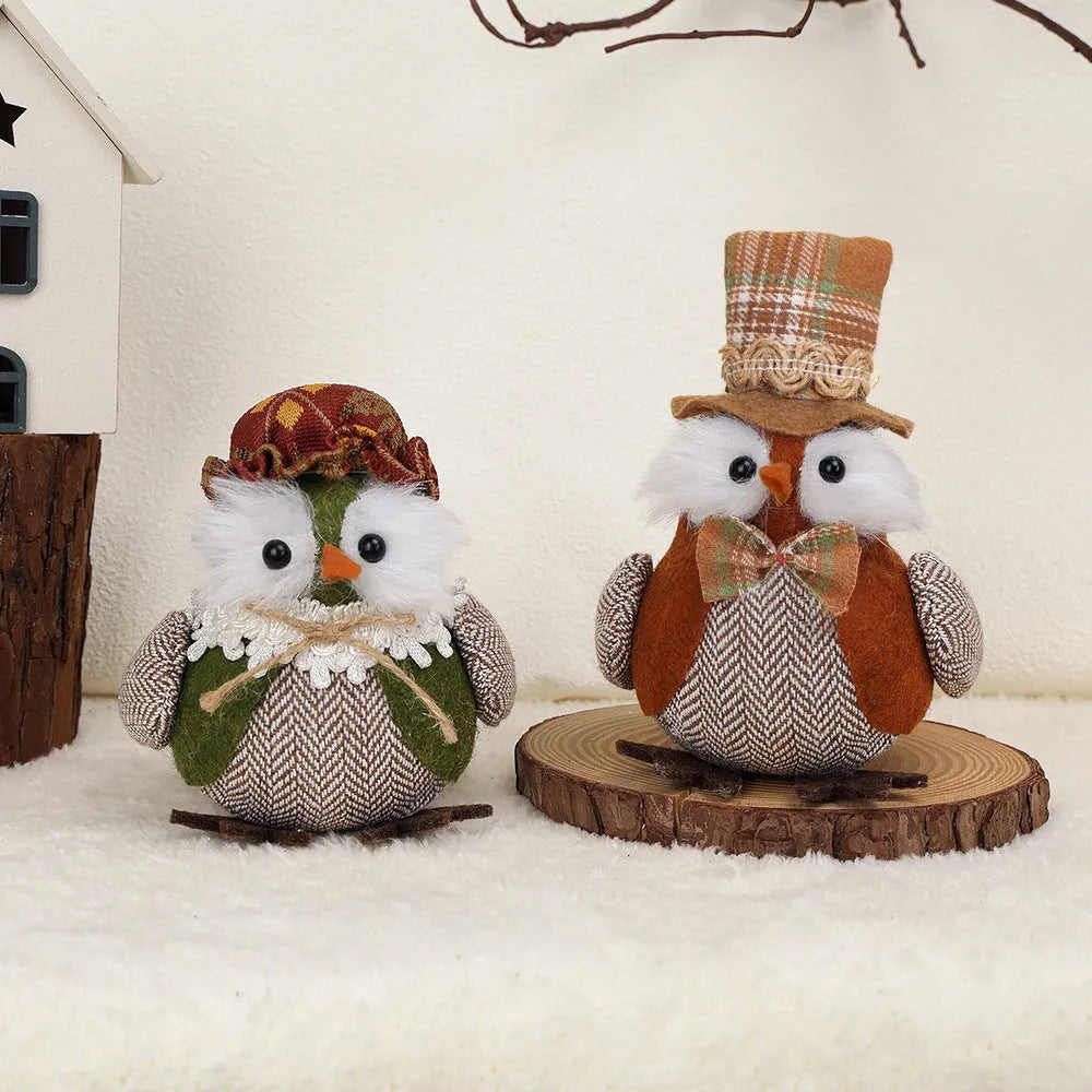 Thanksgiving owl bird ornament in orange or green polyester cloth as a window pendant.