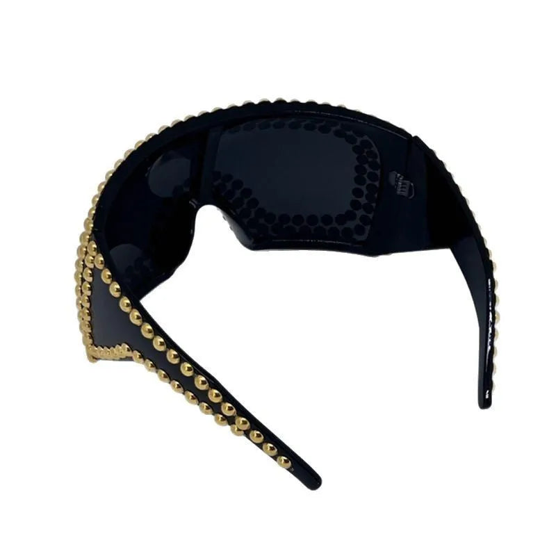 Men's punk sunglasses with large square rim and silver rivet details