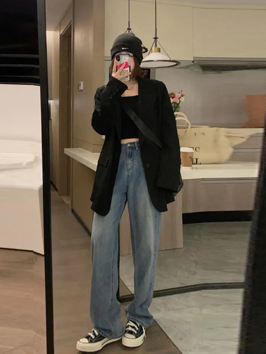 Korean-style solid colour suit jacket with regular sleeves and pockets