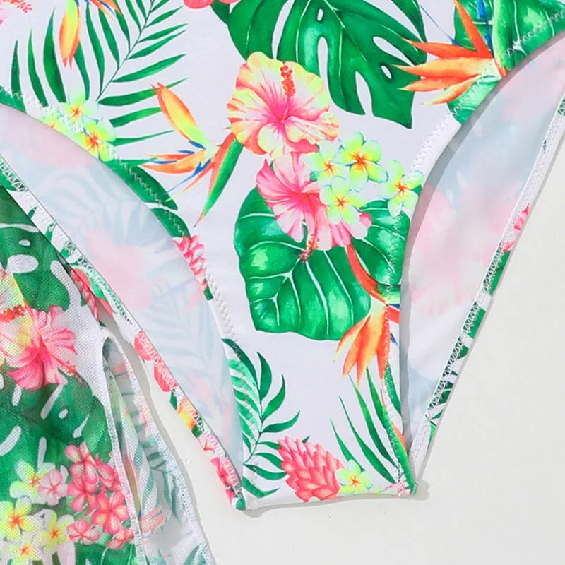 Girls' floral printed two-piece swimsuit with swim top and bikini bottom in high-elasticity polyester