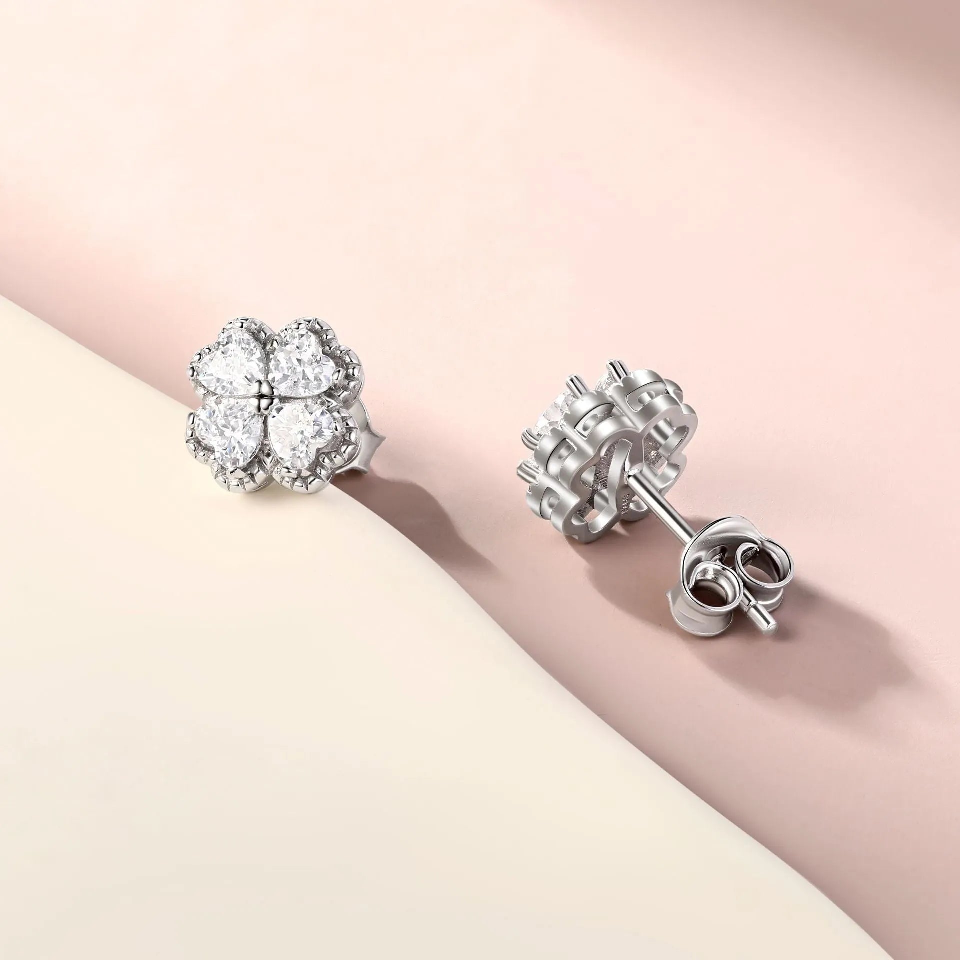 Zeng Yin 925 silver heart-shaped zircon earrings with white gold colour finish