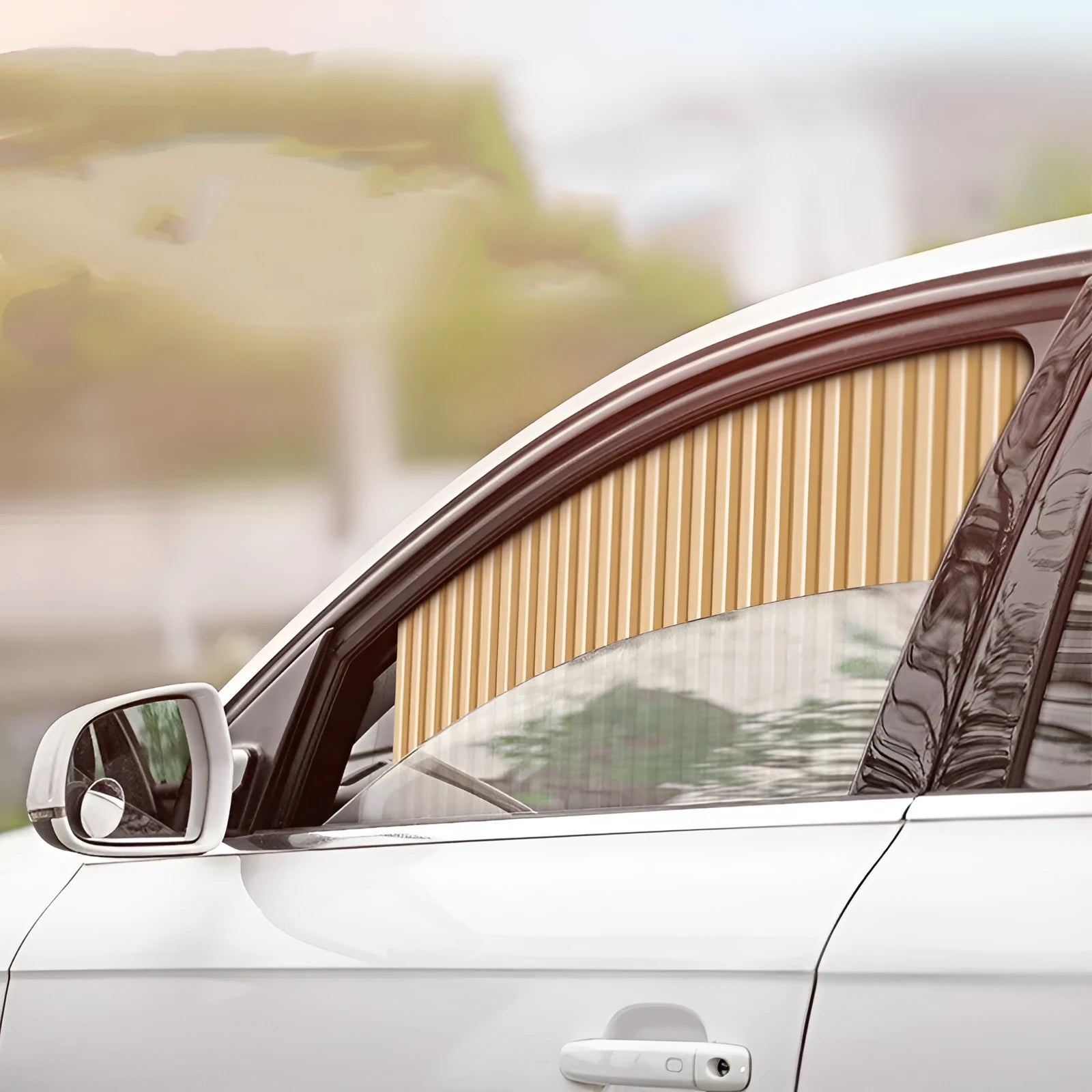 Thick opaque retractable car sunshade curtain in black colour with roller shutter mechanism