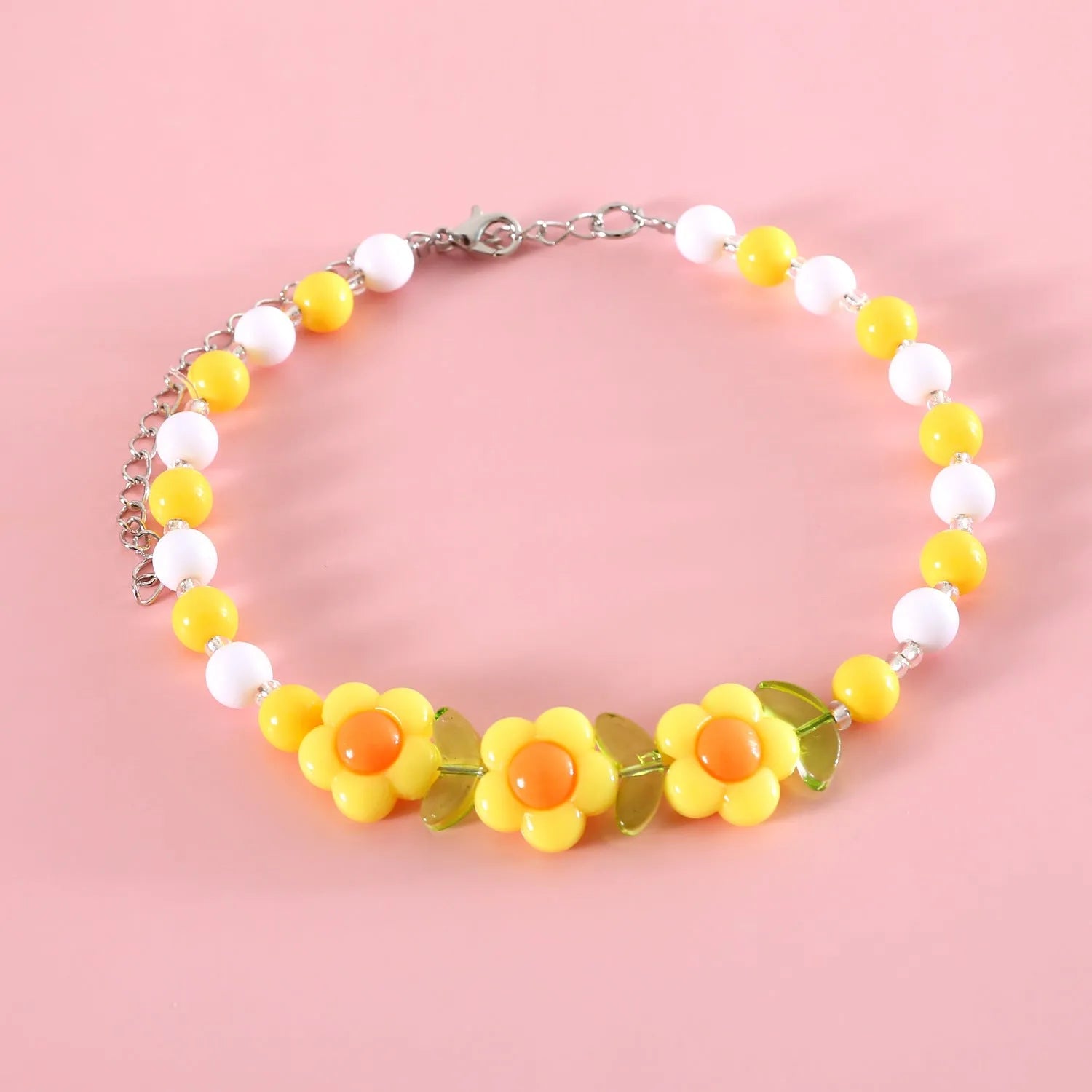 Colourful plastic bead pet necklace for dogs and cats with adjustable sizing options