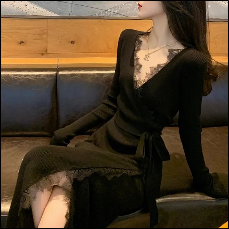 Black women's woolen skirt with princess dress silhouette and slim fit design