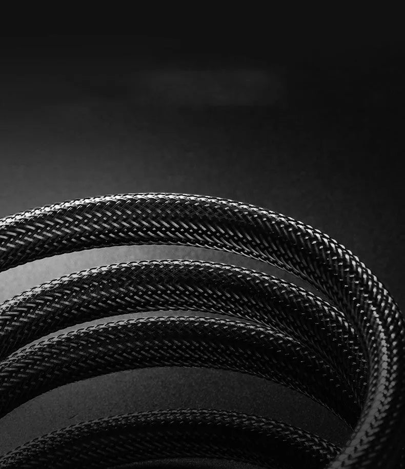A 5-metre long HDMI cable with gold-plated connectors, shown with its bagged packaging.