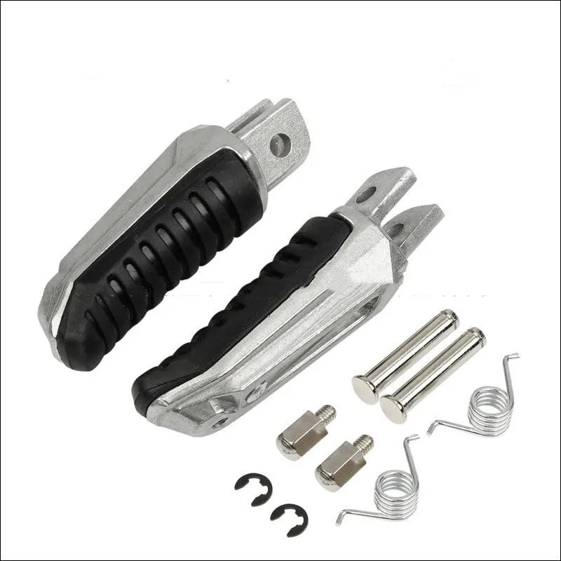 Black aluminium alloy motorcycle foot pedals for Suzuki Hayabusa and V-Strom models.