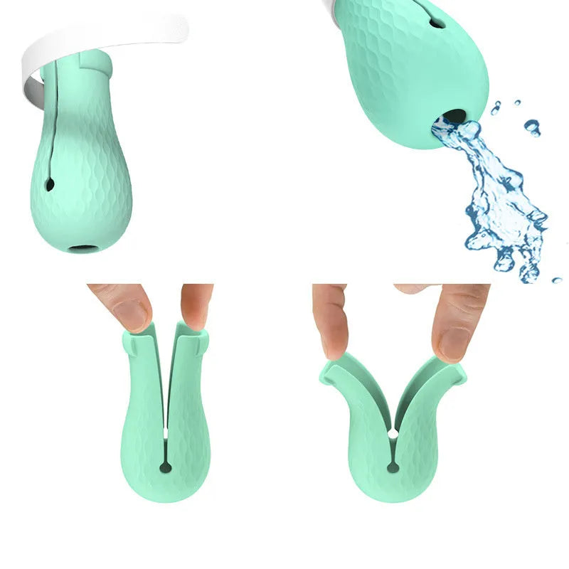 Four green silicone cat anti-scratch foot covers for paw protection during washing and medical care