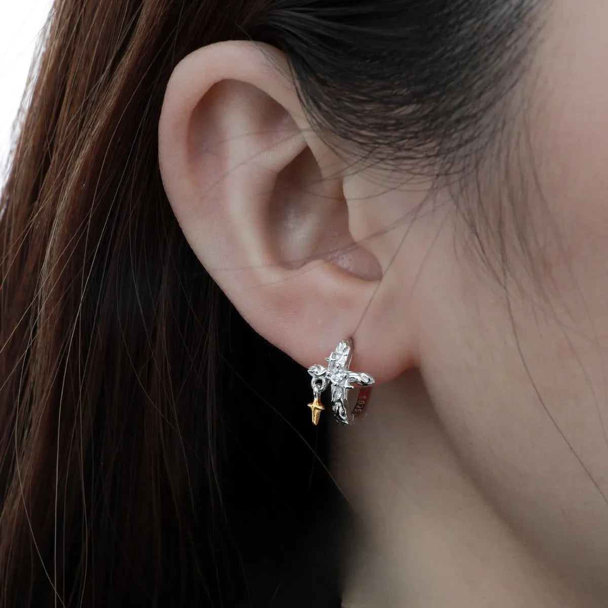 925 sterling silver geometric cross earrings with circular elements in white gold colour finish