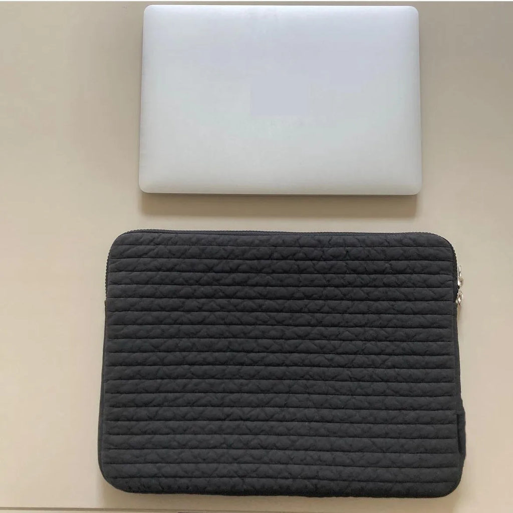 Black and white cotton cloth laptop bag for tablets with anti-seismic design and coin pocket