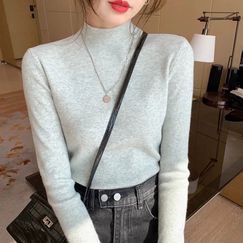 Slim fit viscose fibre bottoming shirt with long sleeves in apricot colour