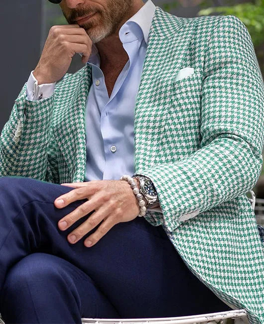 Men's slim fit two-button suit jacket with large top stitching pockets in a black button-split colour.