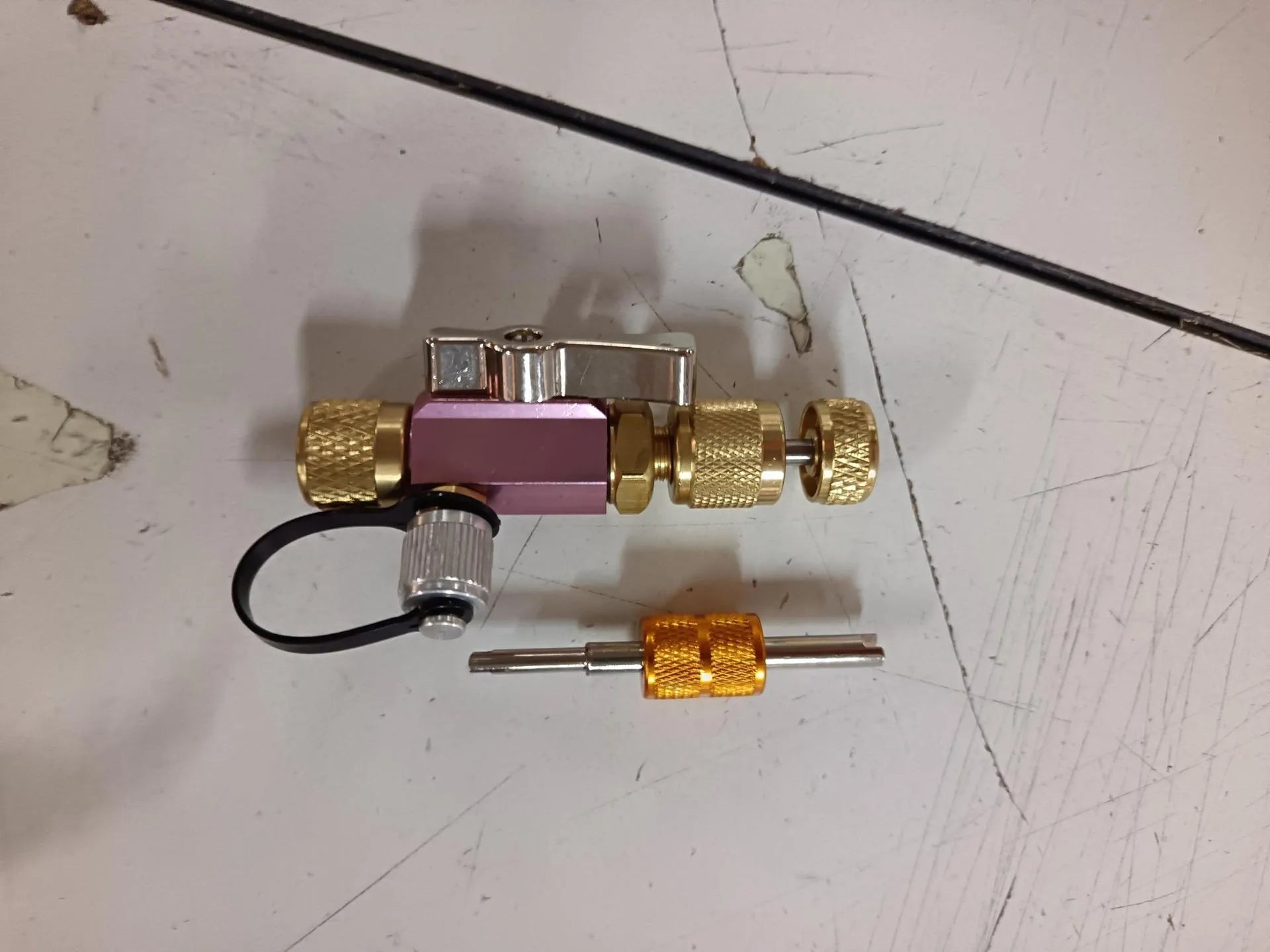 Valve core disassembly tool set with metal construction for 1/4 and 5/16 inch valves