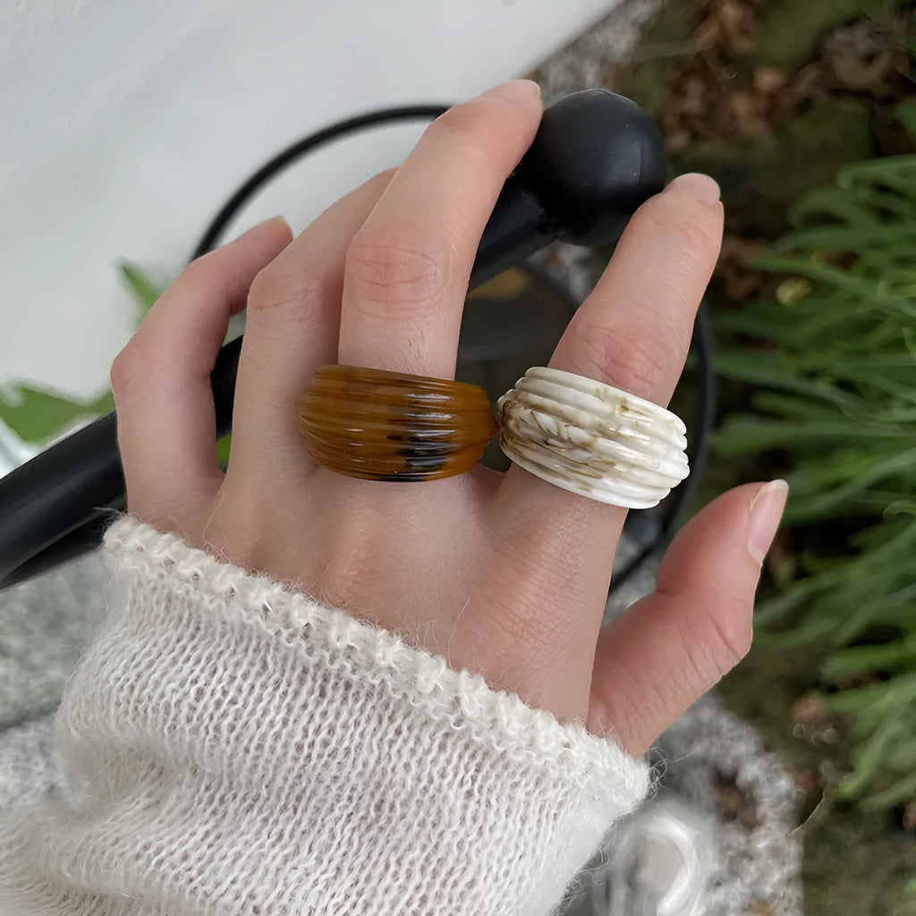 Chinese style irregular resin wide ring in geometric shape with retro design