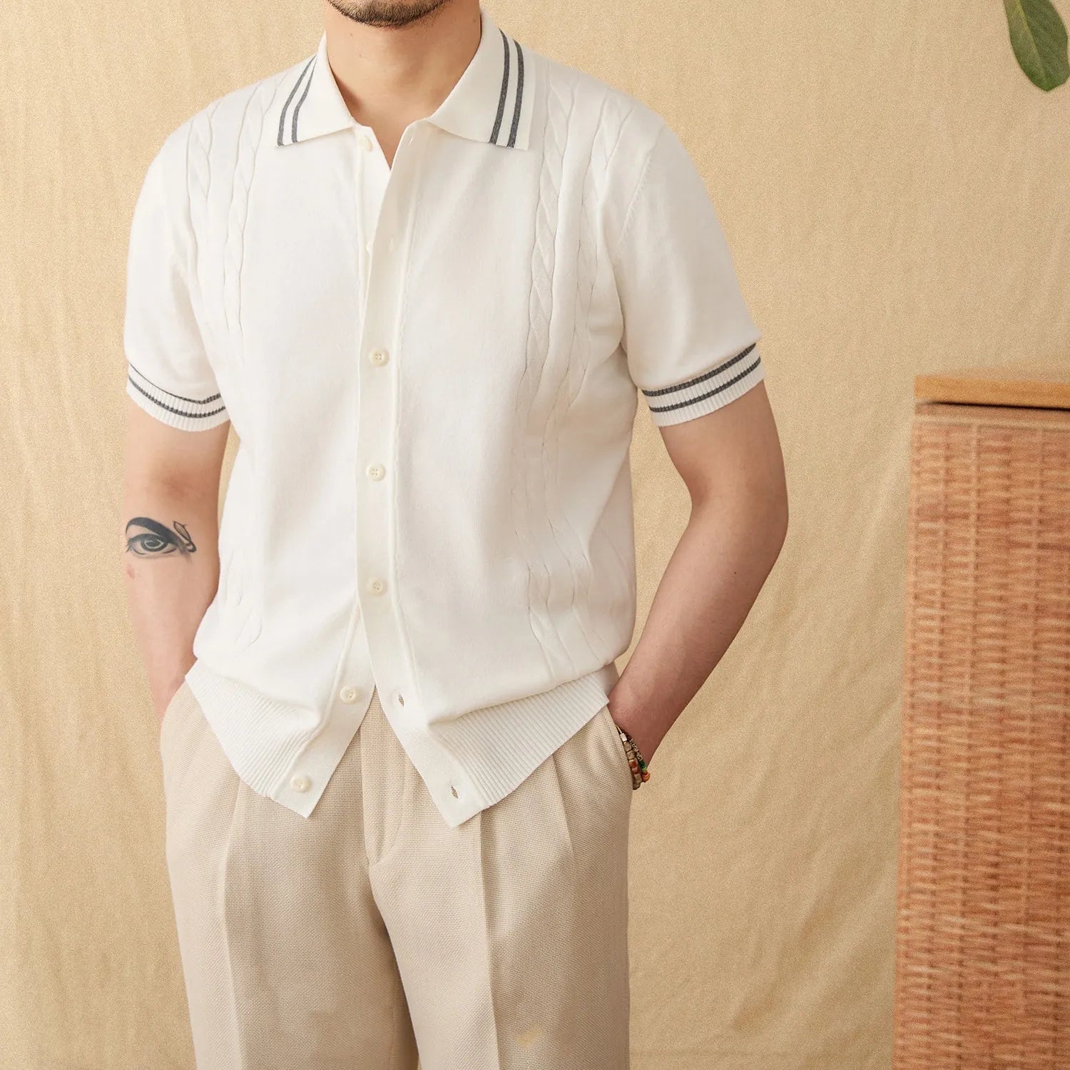 Cotton-blended lapel polo shirt in apricot colour with short sleeves