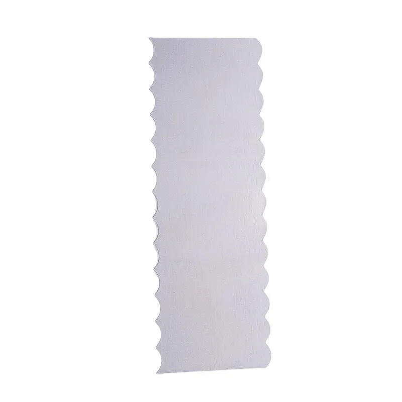 Stainless steel cream scraper with polygon pattern edge for cake decorating