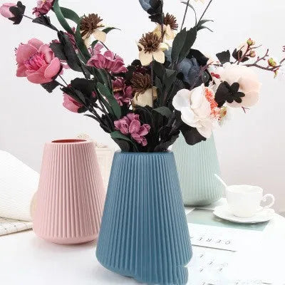 Colourful melamine plastic desktop flower vase in blue, green, pink, or white, 16cm diameter by 20cm height