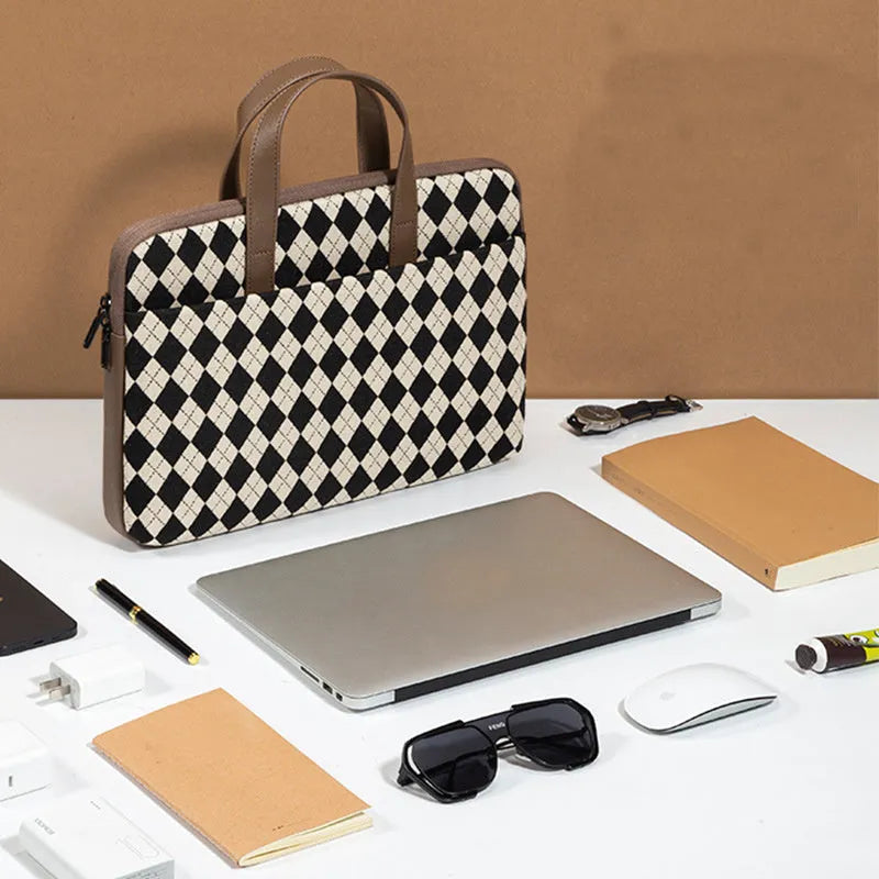 Diamond Lattice pattern protective laptop sleeve cover with zipper closure and card pocket
