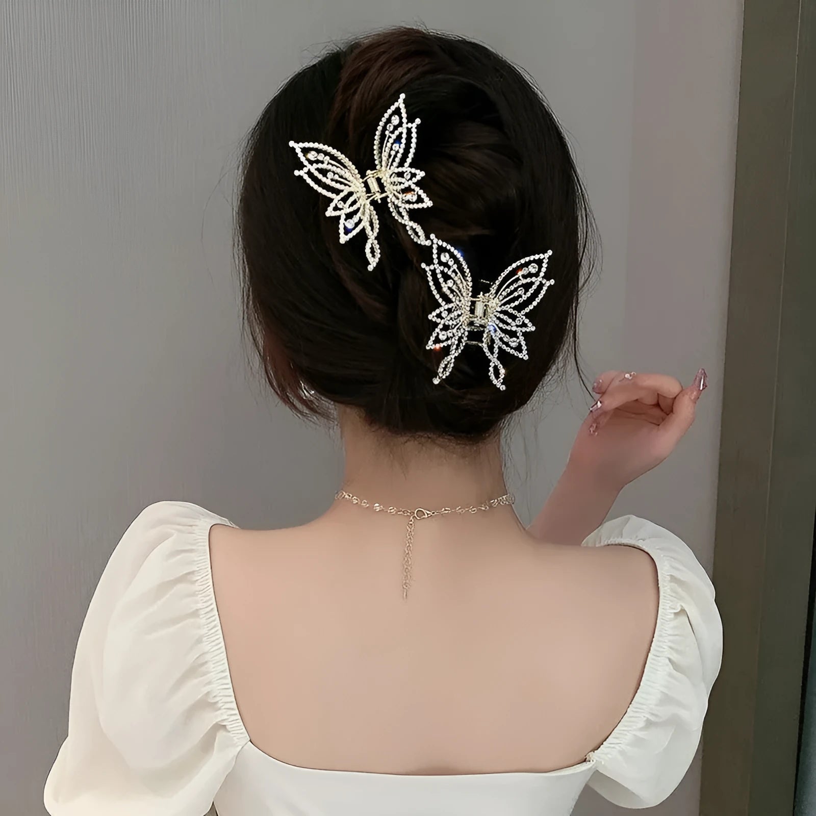 Butterfly design women's hair clip barrette in alloy with pearl or rhinestone style options
