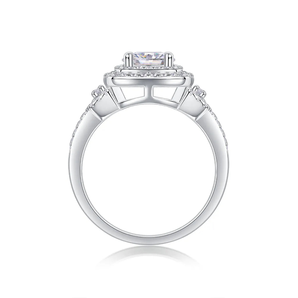 1-carat moissanite wedding ring set on platinum-plated S925 silver band in gift box