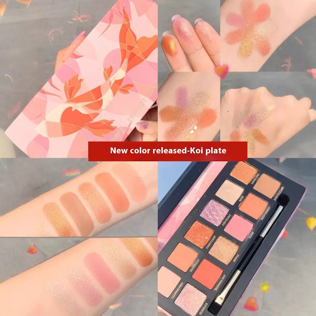 Twelve-colour animal themed eye shadow palette with pressed powder formula