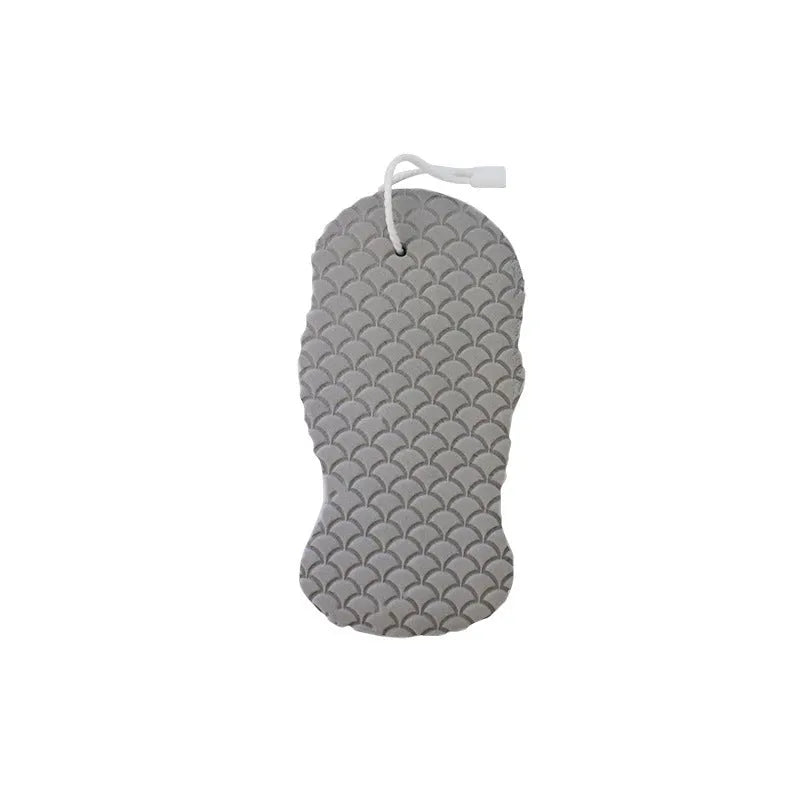 White 3D bath ball with fish scale pattern for body exfoliation