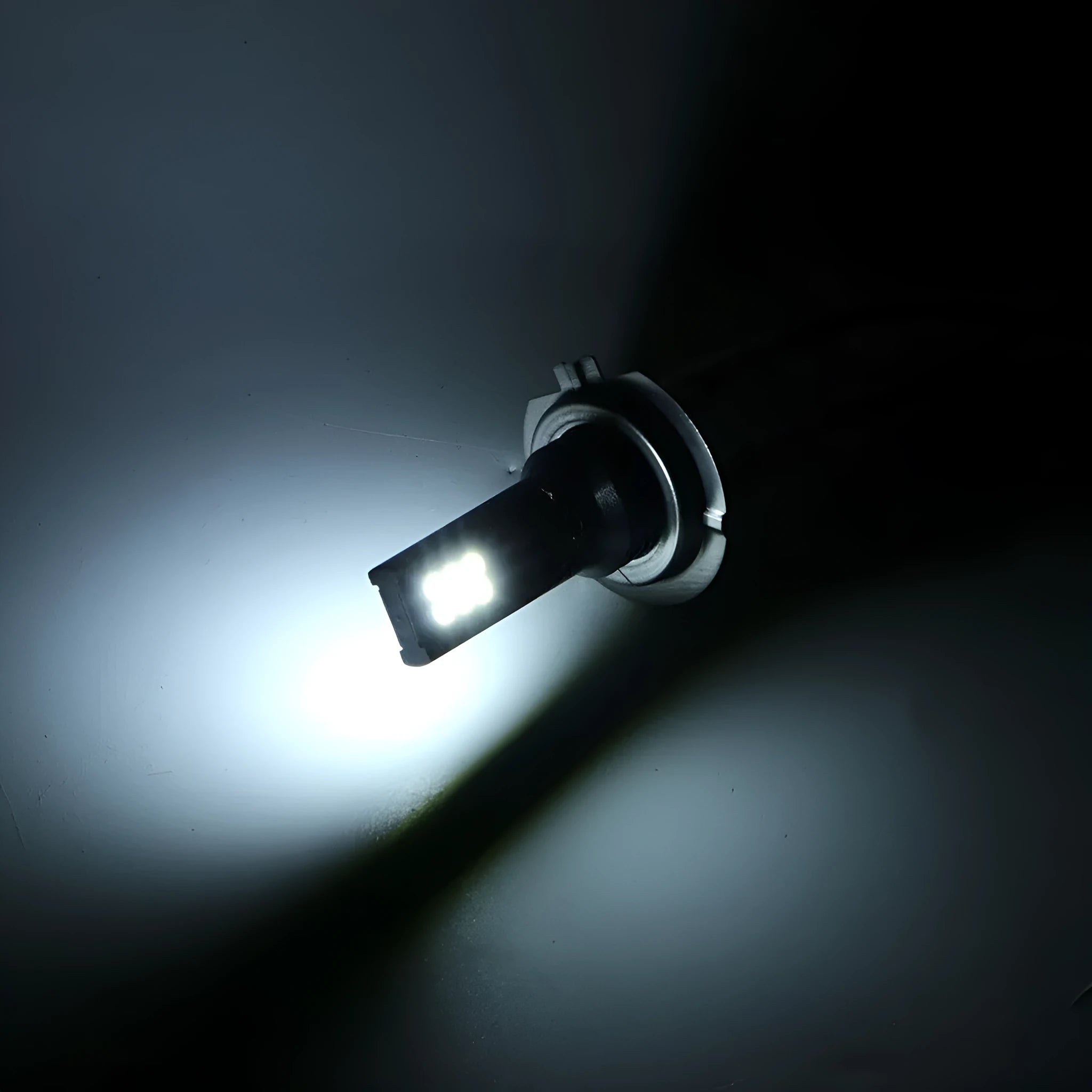 H7 110W LED car fog light with aluminium housing and 12 SMD 3030 chips