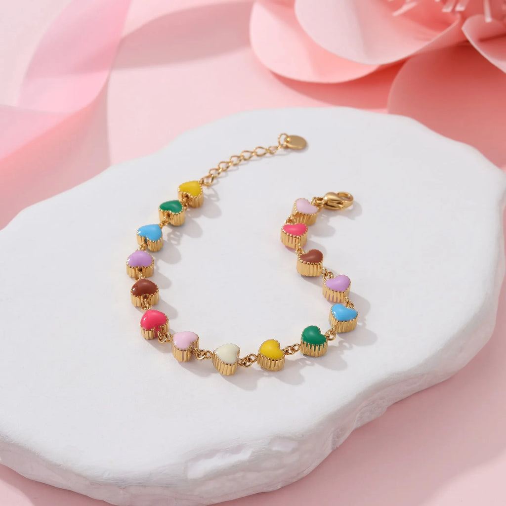 Women's heart-shaped titanium steel bracelet in gold or steel colour with electroplated finish