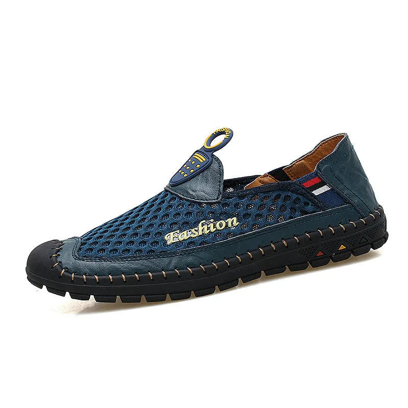Men's solid-colour casual mesh shoes with a round toe and non-slip rubber sole.