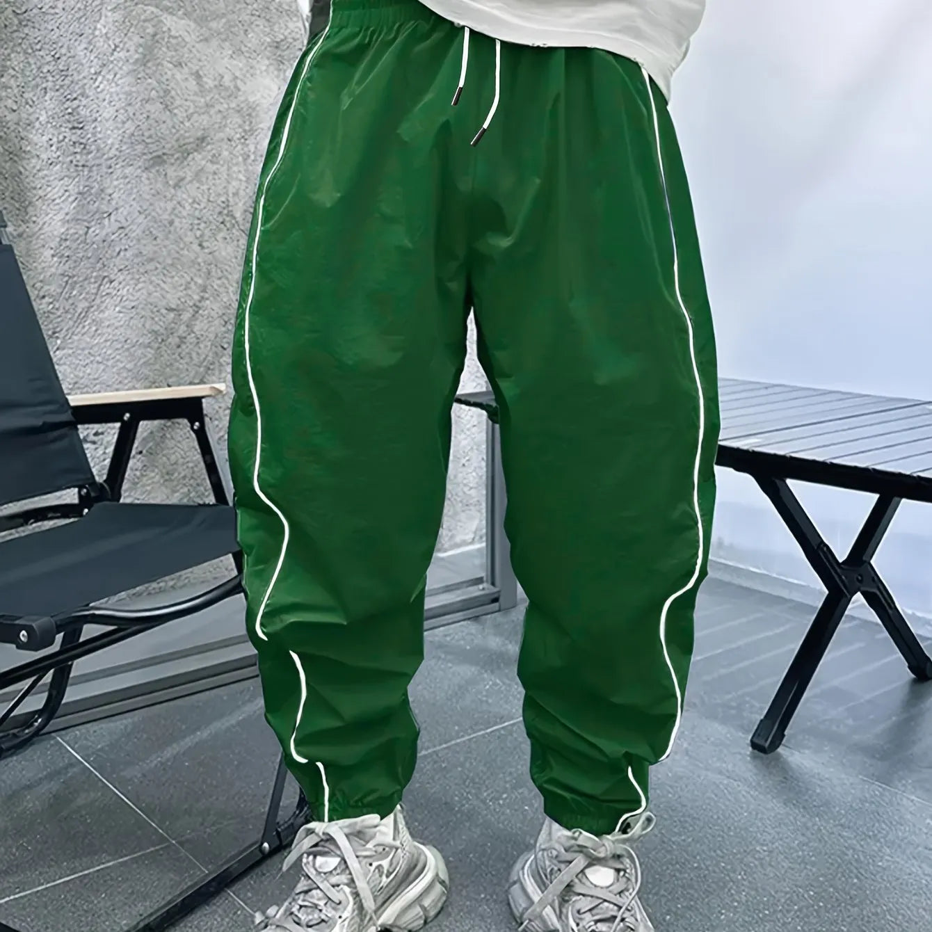 Men's bamboo fibre casual sports trousers in cropped length with high elasticity
