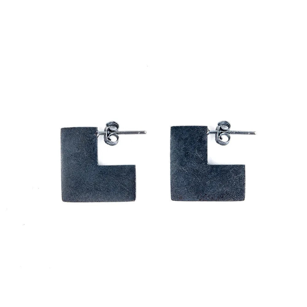 Oxidised black geometric square silver earrings, 16mm minimalist design