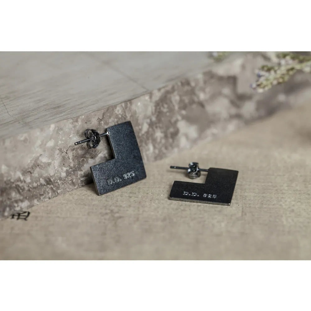 Oxidised black geometric square silver earrings, 16mm minimalist design