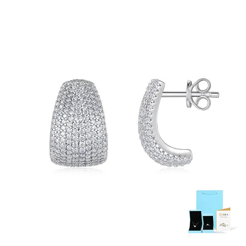 Geometric S925 sterling silver stud earrings with D-E colour moissanite stones.