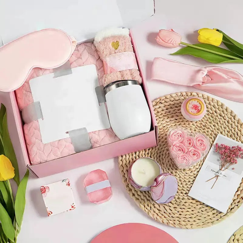 Soy wax aromatherapy candle bath gift set in a box with modern simplicity design.